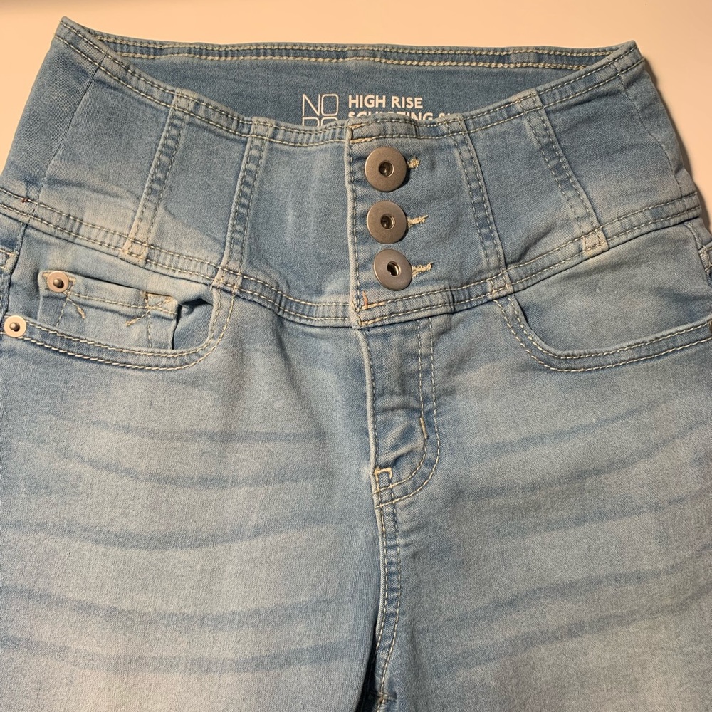 High rise, light jeans - Picture 2 of 4